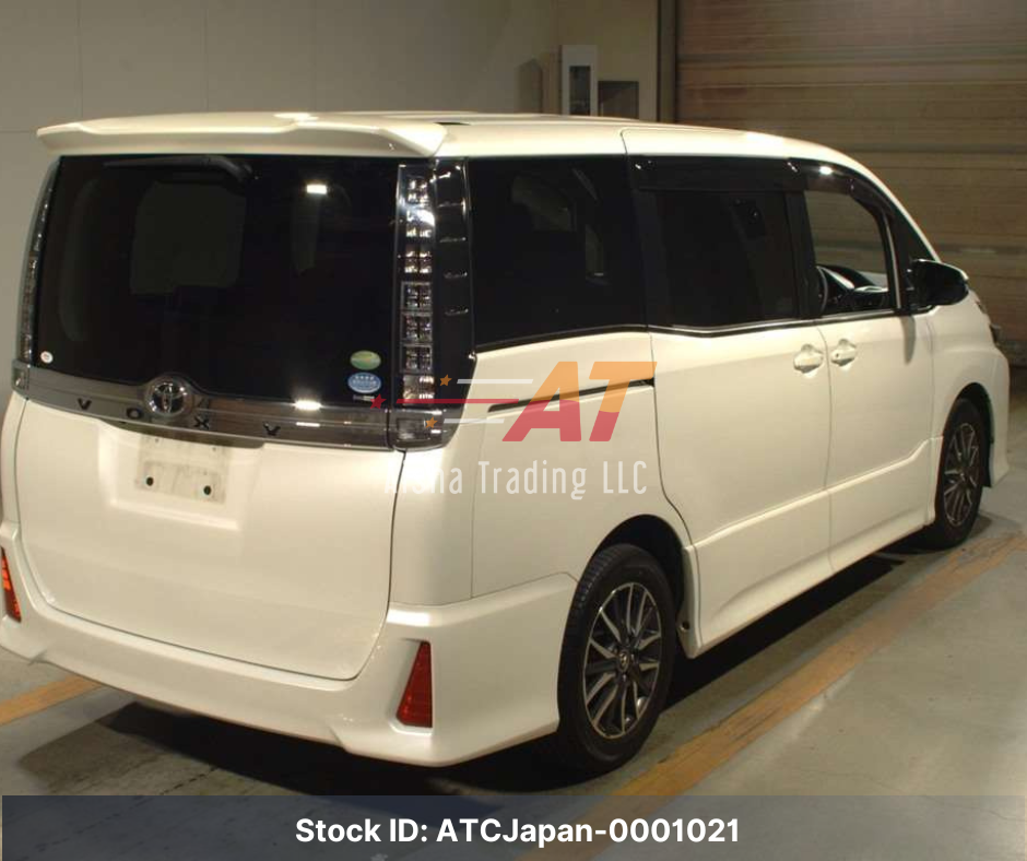 2014 TOYOTA VOXY